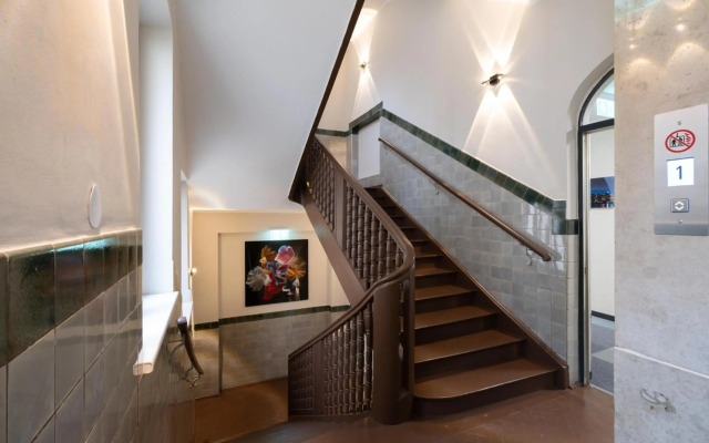 Smart Stay Hotel Station