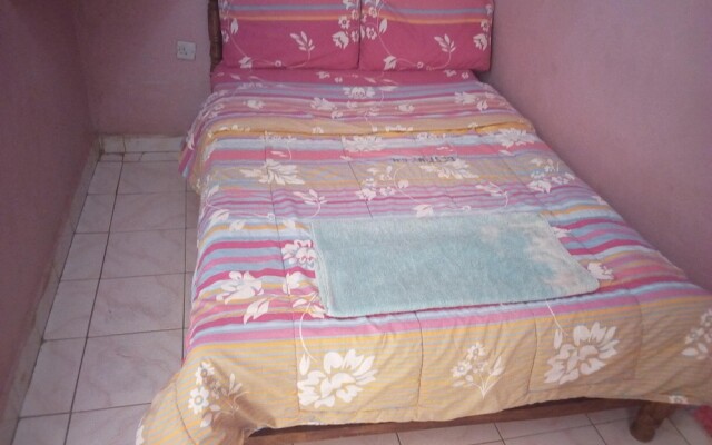 Desmak Hotel