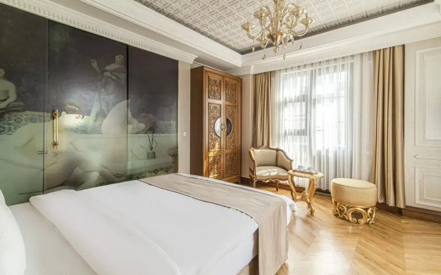 Charming Studio in Historic Mansion in Beylerbeyi