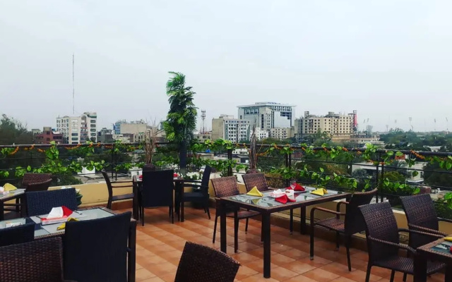 Maisonette Hotel & Resort - Lahore