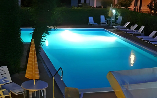 Hotel Dafne