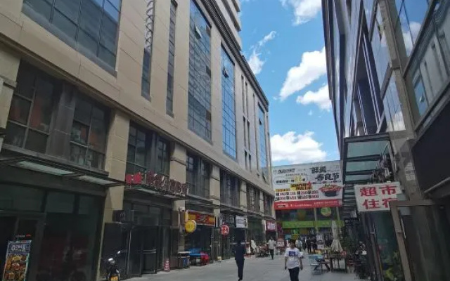 Zhiqi Meisu Apartment (Qunli Yuanda Shopping Center Sports Park Subway Station) – Exterior – Harbin