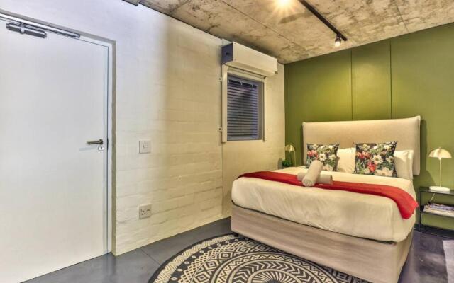 Couples Cove 24 hour Security Parking Fast Wifi