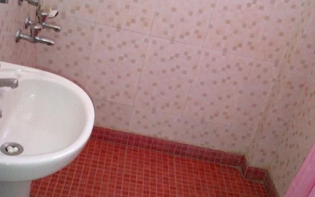 Hotel Malik Continental