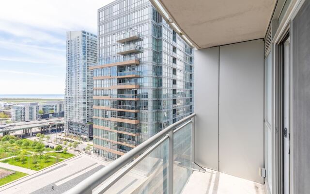 Gorgeous Luxury Condos near the CN Tower