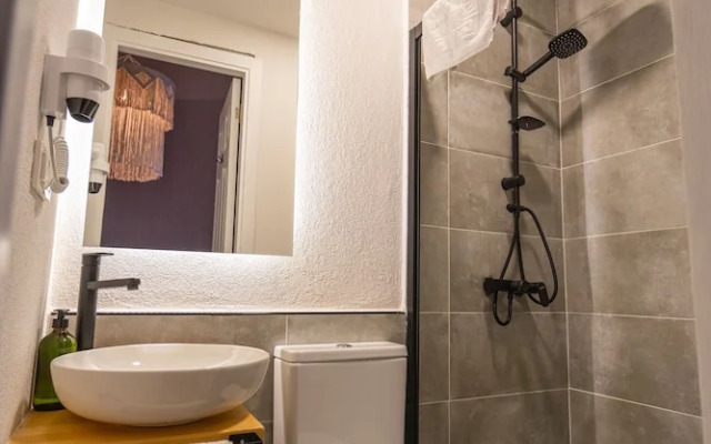 Ivy Ayvalik café & bar