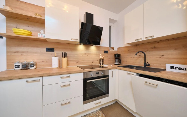 Bacci Central 2-Bedroom Apartment