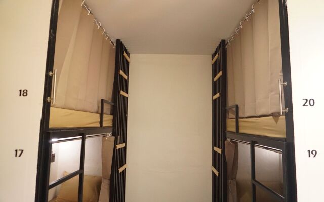 Feel Good Bangkok Hostel