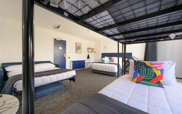 Urban Lounge Sleepery, SureStay Collection by BW – Guest Rooms – Rotorua
