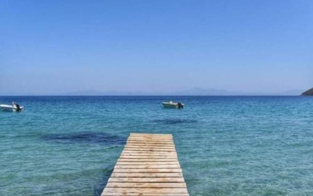 Athina Apartments