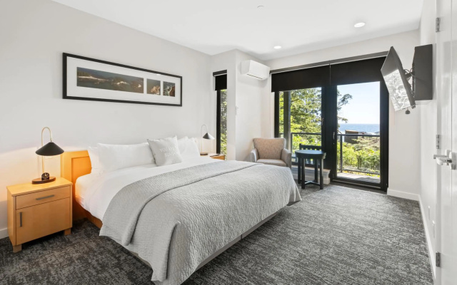 Black Rock Oceanfront Resort