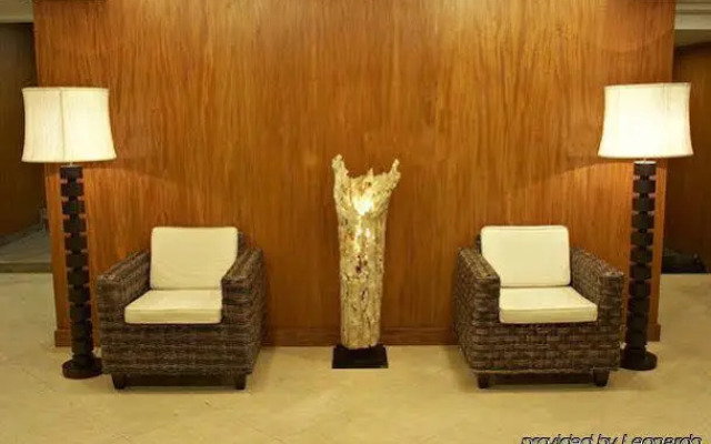 Shilton Royale