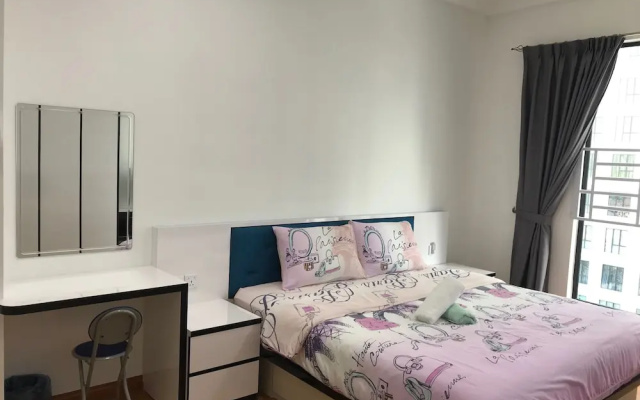 JB Staycation next to Paradigm Mall JB