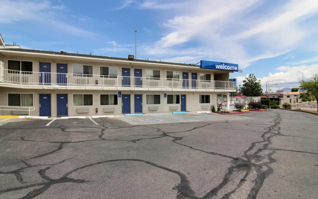 Motel 6 Albuquerque, NM - Midtown