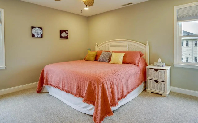 Brigantine Getaway: Walk to the Beach!