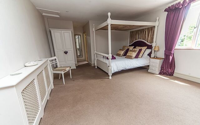 Stoodleigh Court Coach House B&B