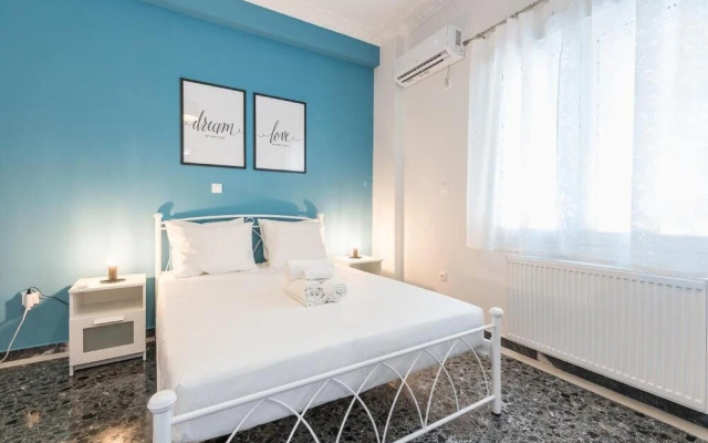 K&D Modern Apartment in Athens
