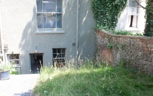 Modern 2 Bedroom Apartment in the Heart of Bristol