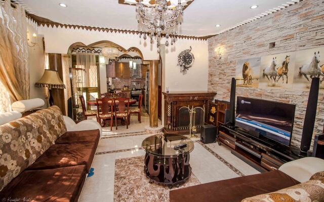 Albert Suites