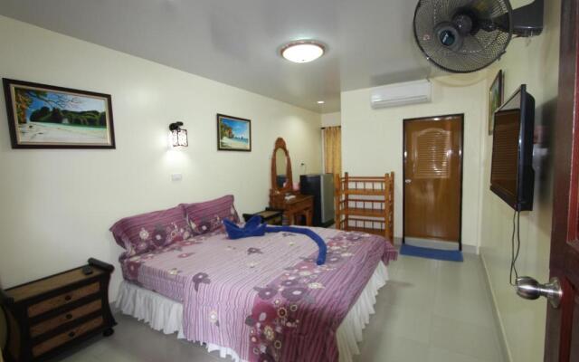 Harmony House - Hostel