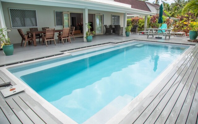 Natura Beach Pool Villa 2