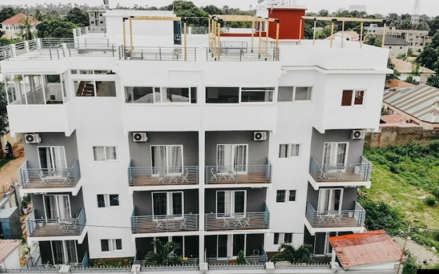 Lobo Apartments complex