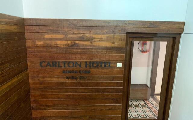 Carlton Hotel