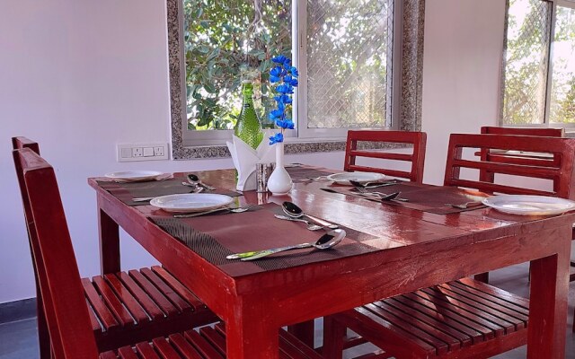 Takhat Villa by ShriGo Hotels