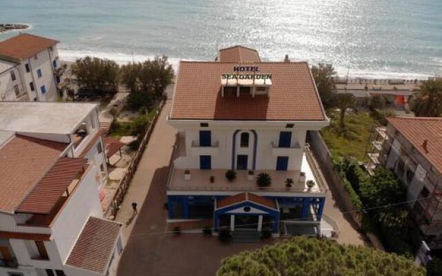 Sea Garden Hotel