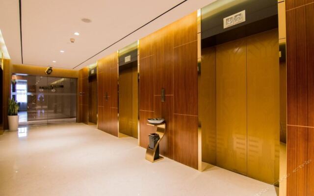 Yitel Premium (Shanghai Wujiaochang Metro Station)