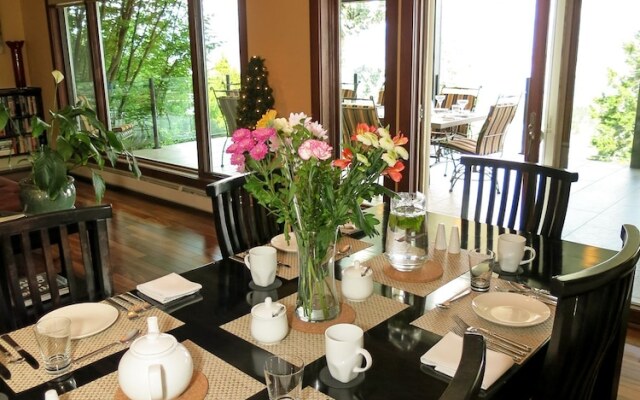 A View of the Lake Bed & Breakfast