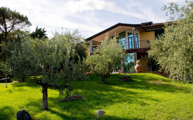 Hotel Villa Cesi