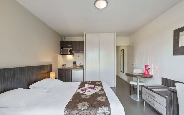 Park & Suites Confort Toulouse LHers