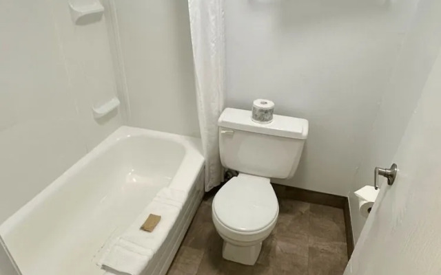 Anavada Inn & Suites Grande Prairie