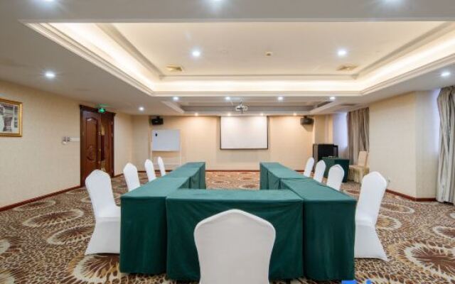 Shenzhen Yongsten Apartment (Gangxia Metro Station Convention and Exhibition Center)