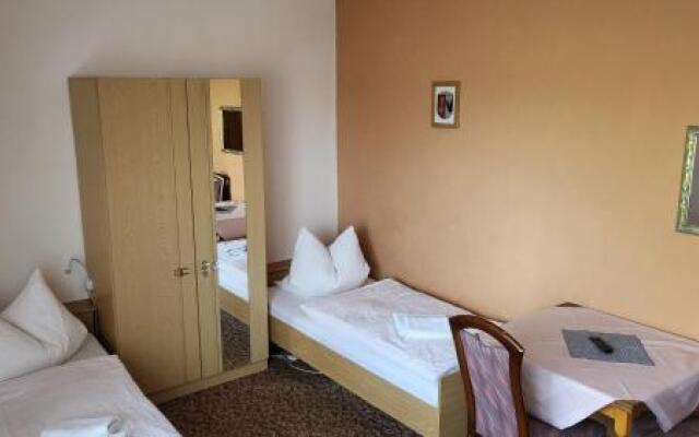 Herberge zur Engelwiese & Pension Gerlach