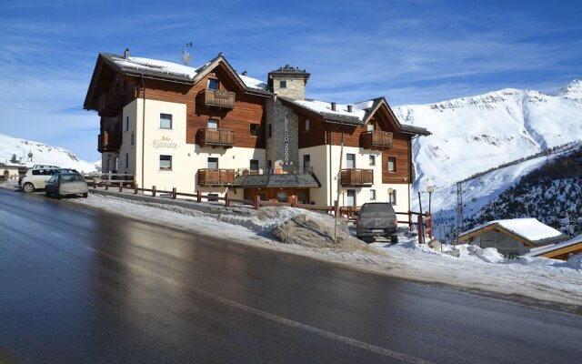 Albergo 2000