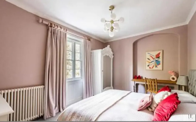 Host Stay Bressingham Lodge