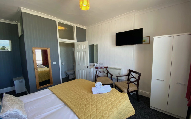 Marine Parade Hotel