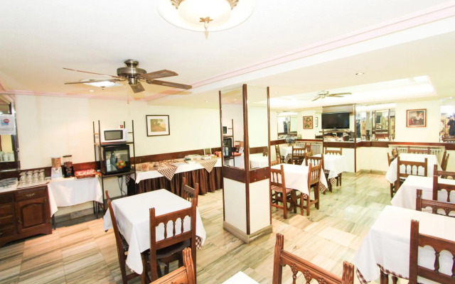 Hotel Castellano Centro