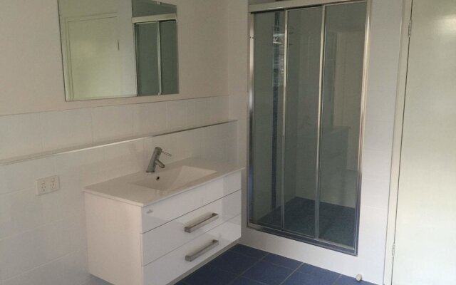 Nutgrove Beach Studio Apartment