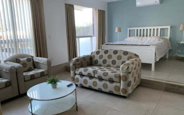 Dali Suites - Adults Only