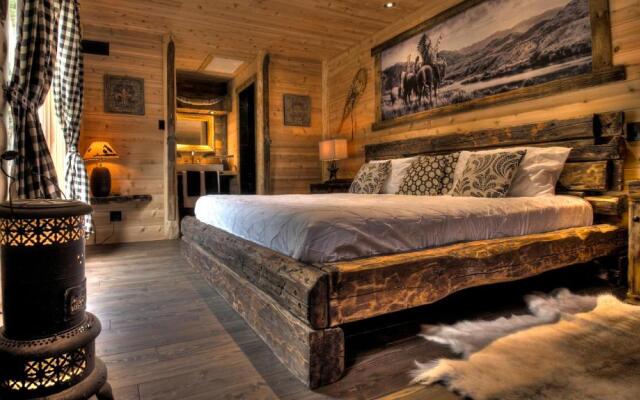 Le Bivouac - Les Chalets Spa Canada
