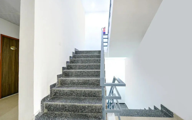 Fabhotel K2 Residency