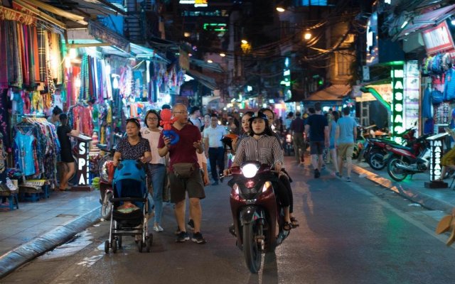 Vietnam Backpacker Hostels Downtown