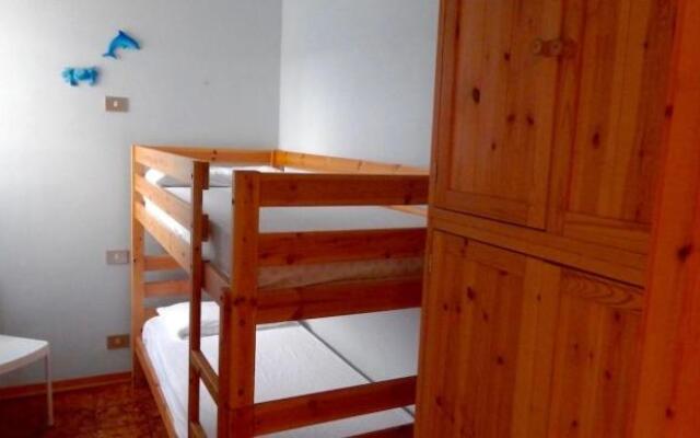 M89 - Marcelli, trilocale con terrazzo a 30mt dal mare