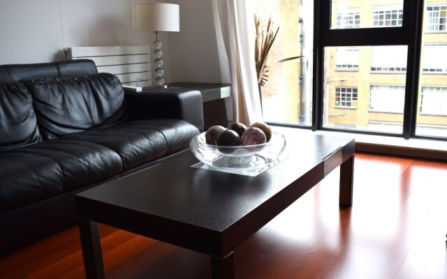 2 Bedroom Apartment in Old Street