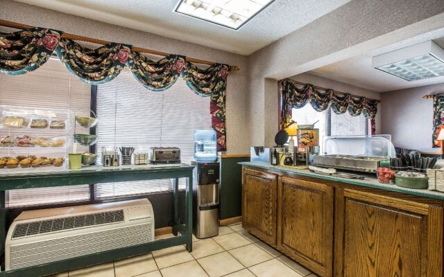 Quality Inn & Suites Mt Chalet