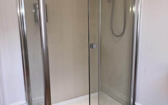 Sapphire Suite Sasco Apartments