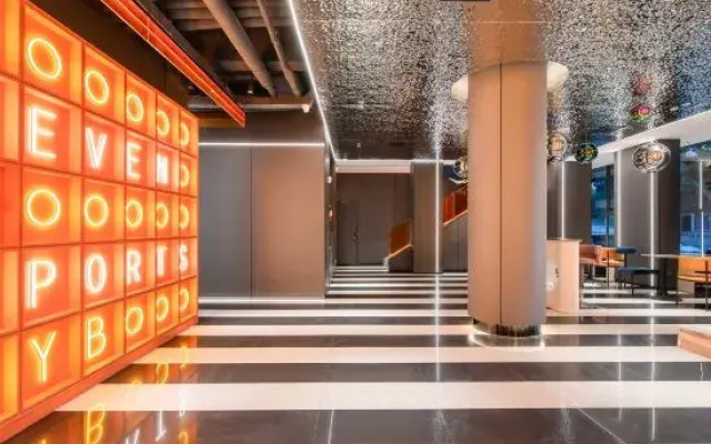 SEVEN HOTEL (Modern Street Store)